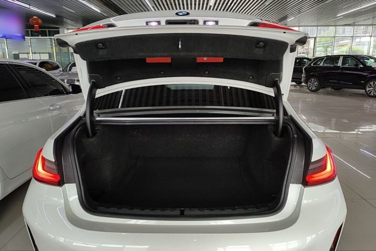 Used BMW 3 Series 2023 325i M Sport Package Trunk
