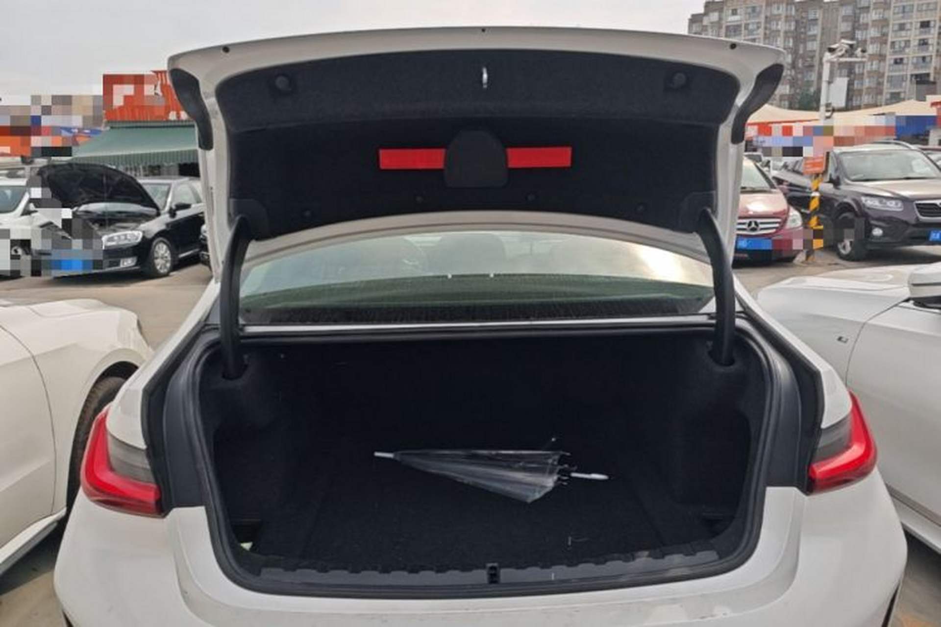 Used BMW 3 Series 2023 320Li M Sport Package Trunk