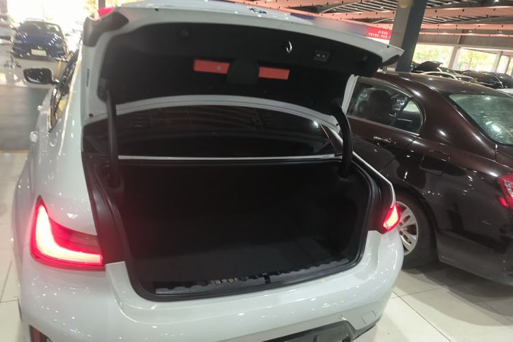 Used BMW 3 Series 2023 325Li M Sport Night Edition Package Trunk