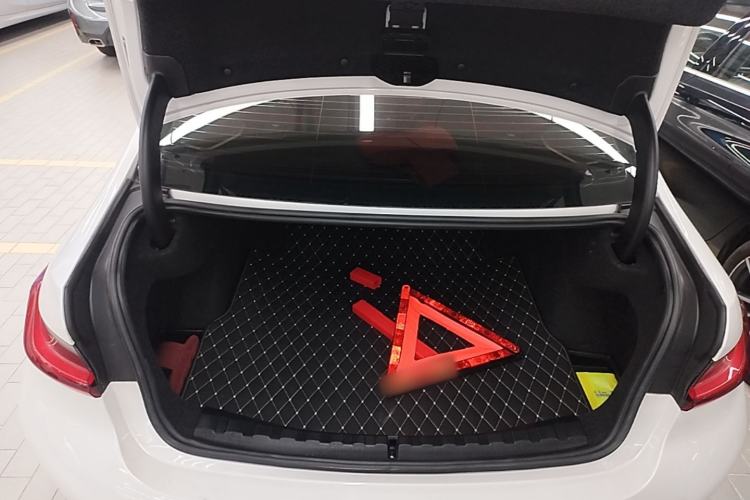 Used BMW 3 Series 2023 325Li M Sport Night Edition Package Trunk