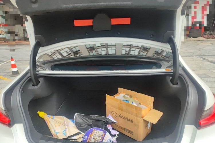 Used BMW 3 Series 2023 325i M Sport Night Edition Package Trunk
