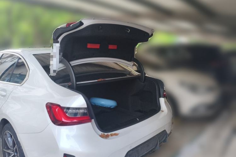 Used BMW 3 Series 2023 320Li M Sport Package Trunk