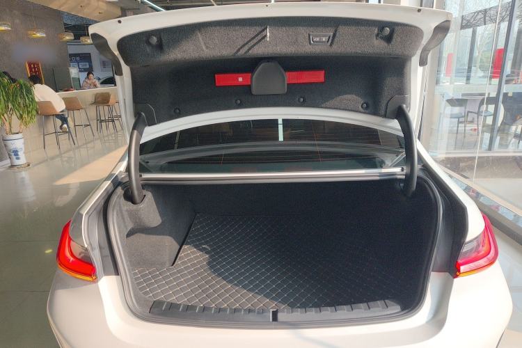 Used BMW 3 Series 2023 325Li M Sport Package Trunk
