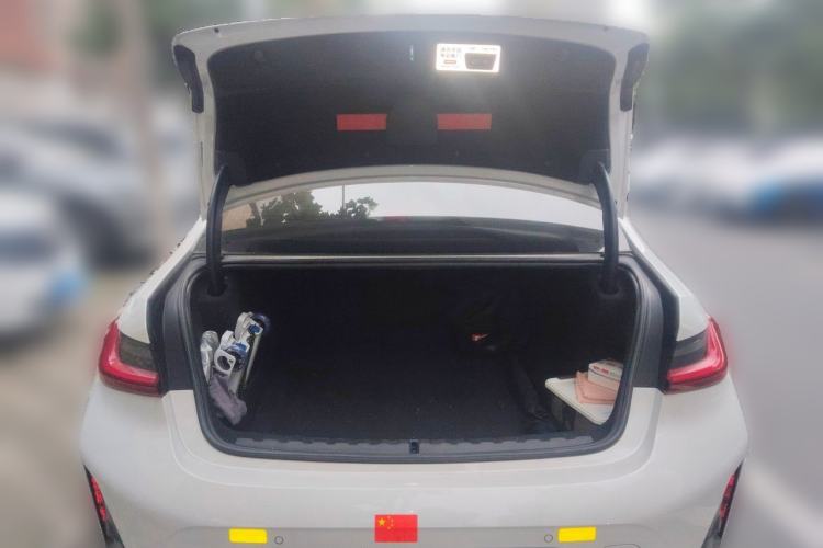 Used BMW 3 Series 2023 325Li M Sport Package Trunk