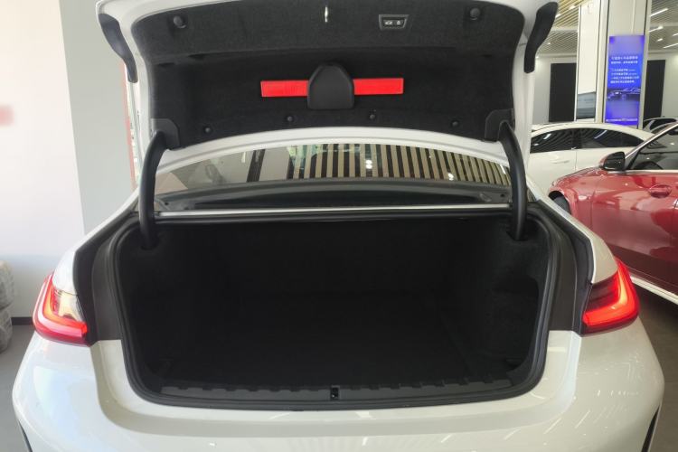 Used BMW 3 Series 2023 325Li M Sport Night Edition Package Trunk