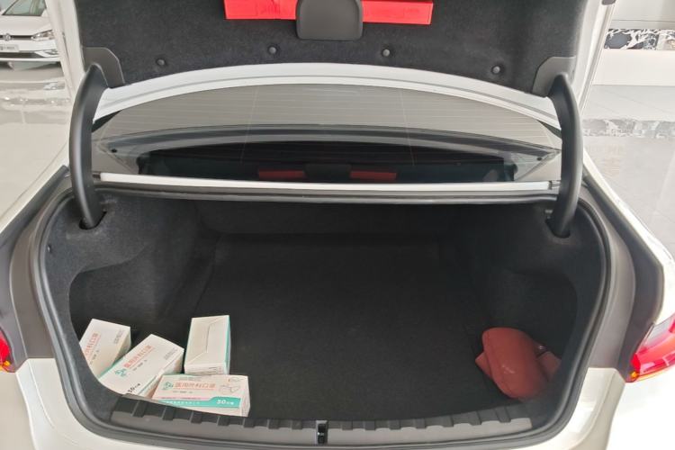Used BMW 3 Series 2023 325Li M Sport Package Trunk