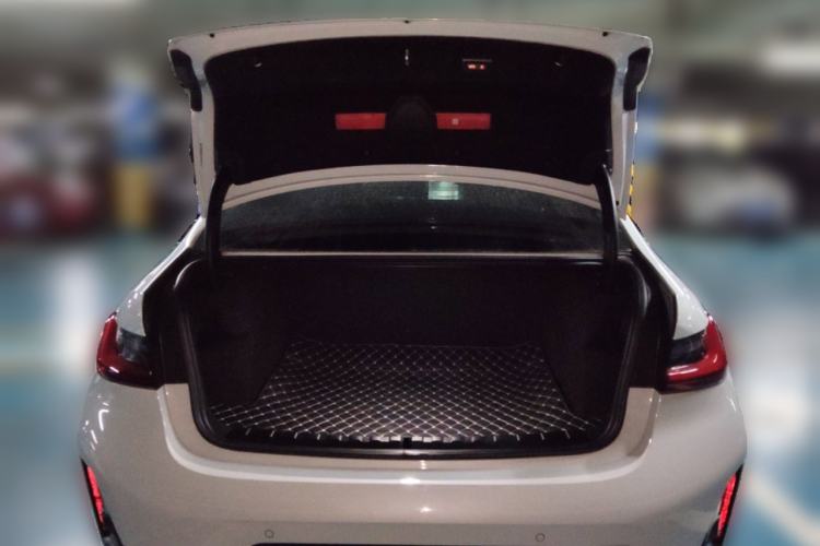 Used BMW 3 Series 2023 325Li M Sport Night Edition Package Trunk