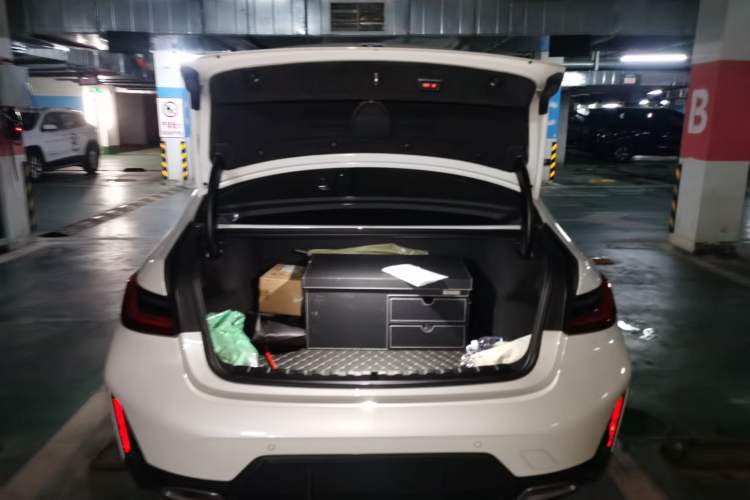 Used BMW 3 Series 2023 325Li M Sport Package Trunk