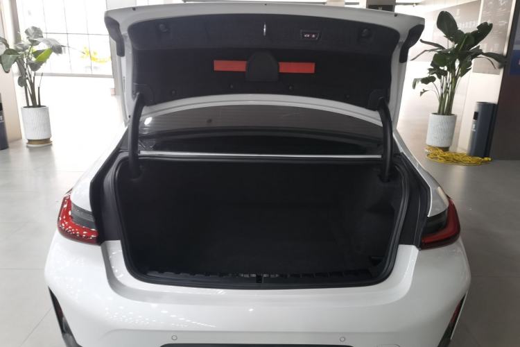 Used BMW 3 Series 2023 325Li M Sport Night Edition Package Trunk