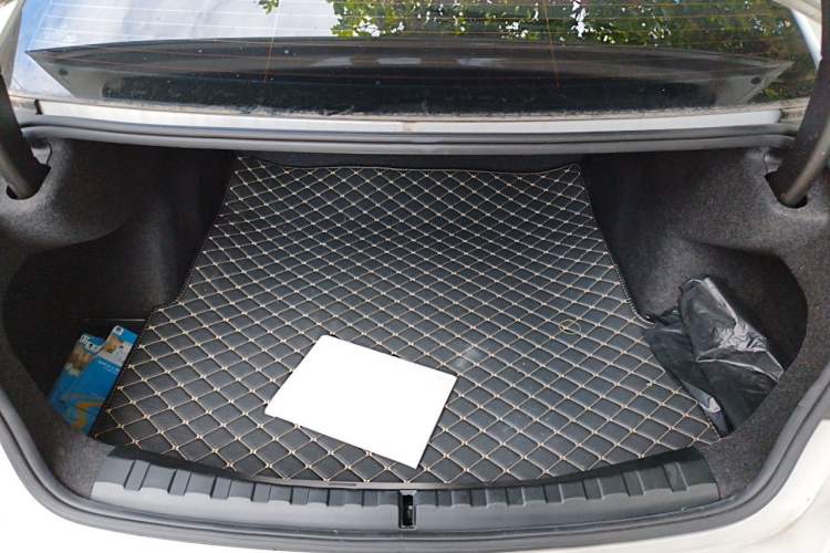 Used BMW 3 Series 2023 320Li M Sport Package Trunk