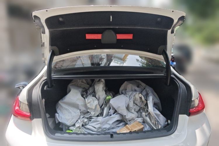 Used BMW 3 Series 2023 320i M Sport Package Trunk