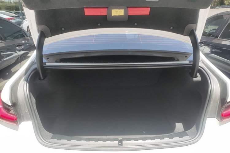 Used BMW 3 Series 2023 325Li M Sport Package Trunk