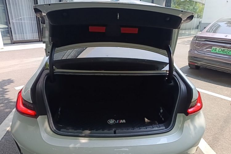 Used BMW 3 Series 2023 320Li M Sport Package Trunk