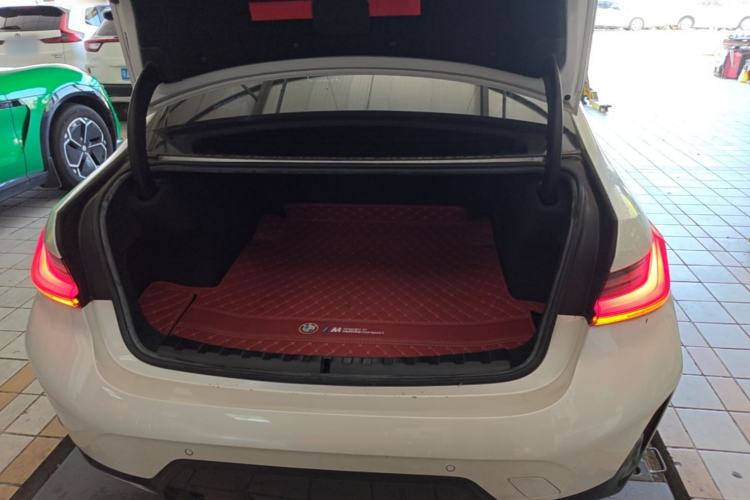 Used BMW 3 Series 2023 320Li M Sport Package Trunk