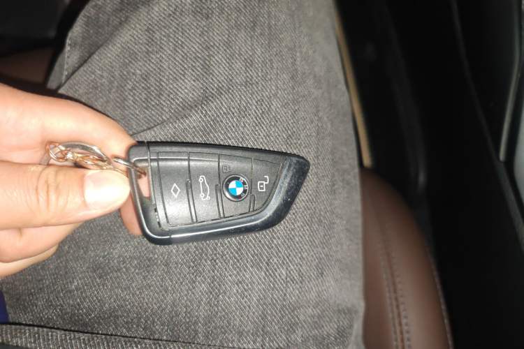 Used BMW 3 Series 2023 325Li M Sport Package Vehicle Key