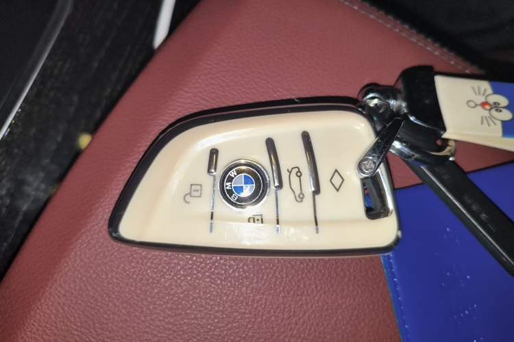 Used BMW 3 Series 2023 325Li M Sport Package Vehicle Key