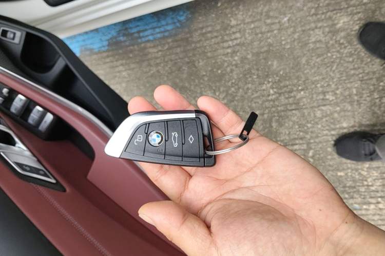 Used BMW 3 Series 2023 325Li M Sport Package Vehicle Key