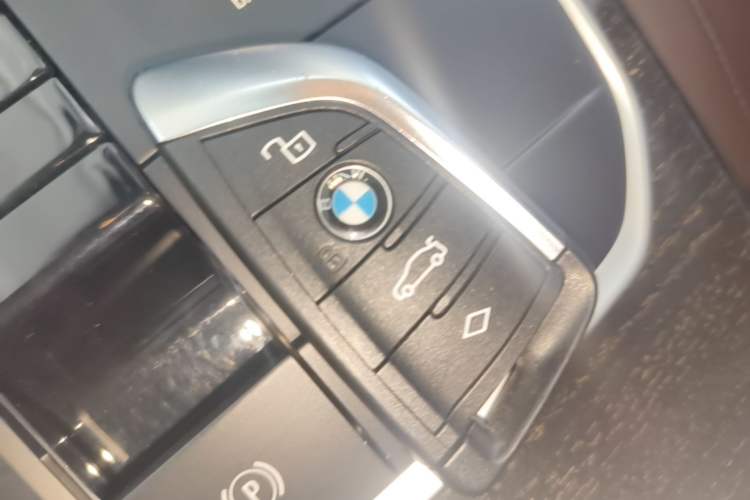 Used BMW 3 Series 2023 325Li M Sport Package Vehicle Key