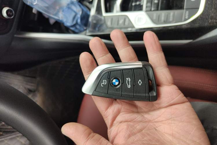 Used BMW 3 Series 2023 325Li M Sport Package Vehicle Key