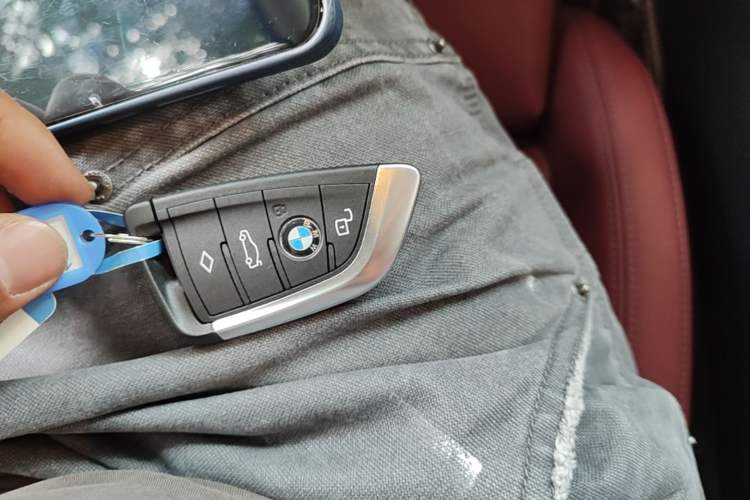 Used BMW 3 Series 2023 325Li M Sport Package Vehicle Key