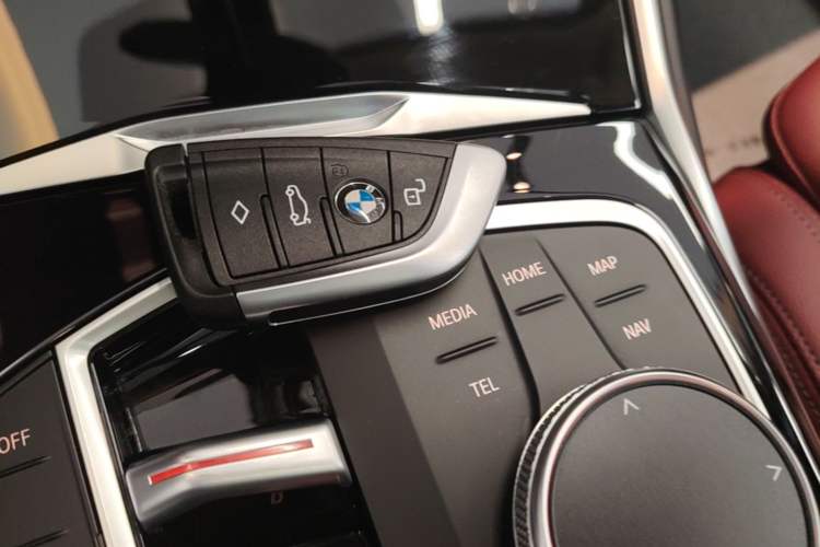 Used BMW 3 Series 2023 320Li M Sport Package Vehicle Key