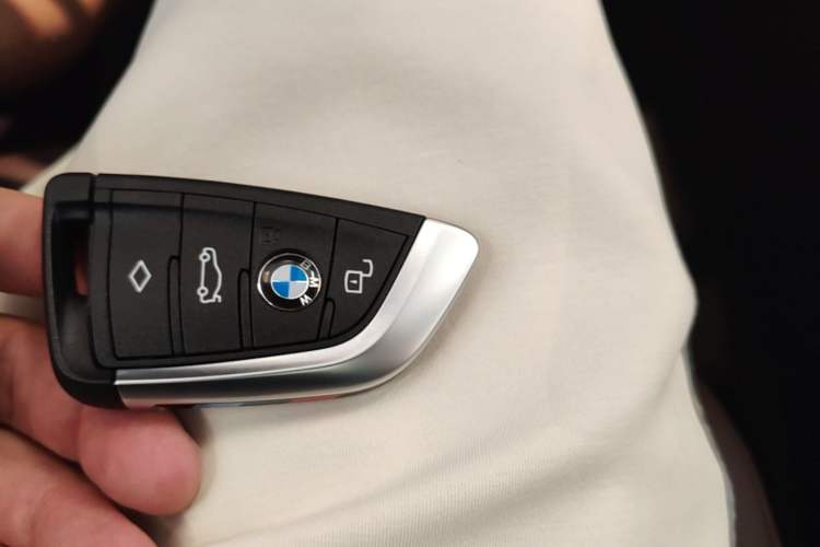 Used BMW 3 Series 2023 325Li M Sport Package Vehicle Key