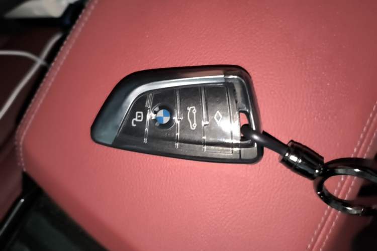 Used BMW 3 Series 2023 325Li M Sport Package Vehicle Key