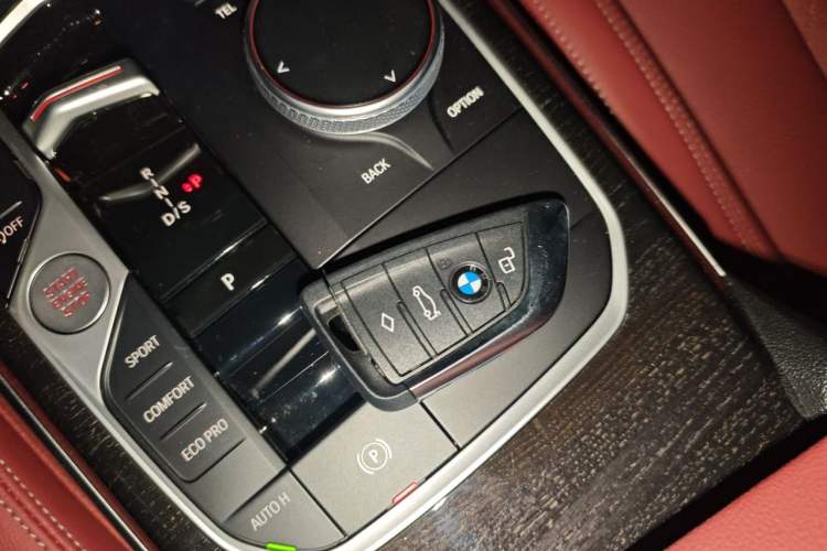 Used BMW 3 Series 2023 325Li M Sport Package Vehicle Key