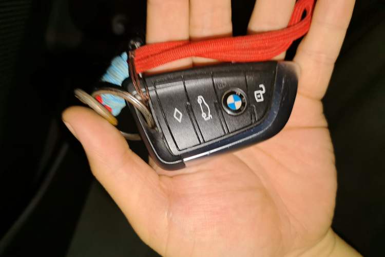 Used BMW 3 Series 2023 325Li M Sport Package Vehicle Key