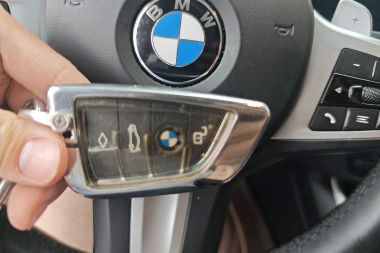 Used BMW 3 Series 2023 320i M Sport Package Vehicle Key