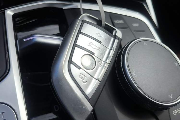 Used BMW 3 Series 2023 320Li M Sport Package Vehicle Key