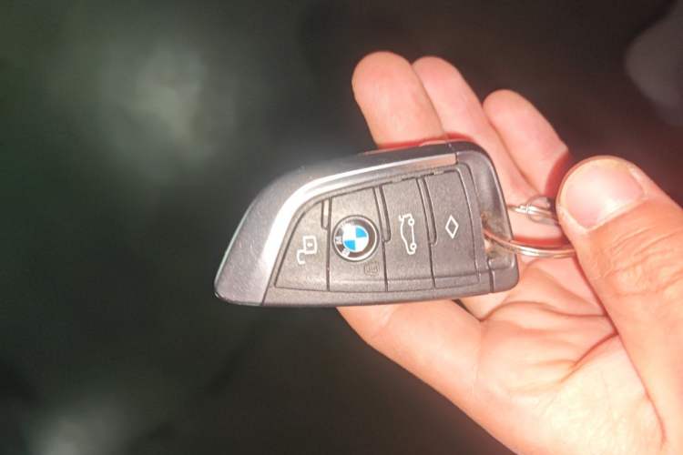 Used BMW 3 Series 2023 325Li M Sport Package Vehicle Key