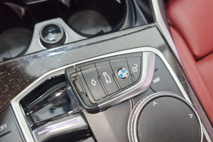 Used BMW 3 Series 2023 325Li M Sport Package Vehicle Key