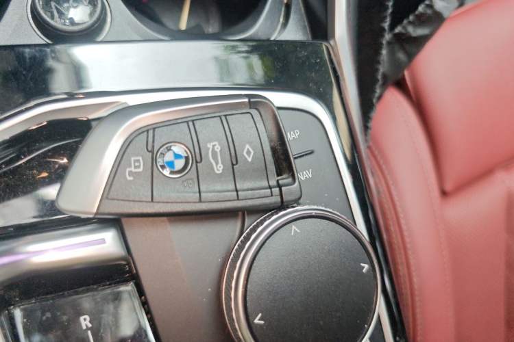 Used BMW 3 Series 2023 320i M Sport Package Vehicle Key