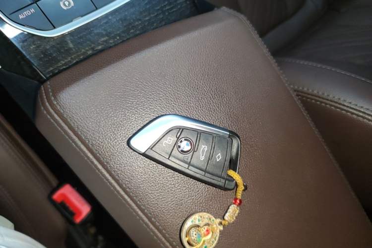 Used BMW 3 Series 2023 325Li M Sport Package Vehicle Key