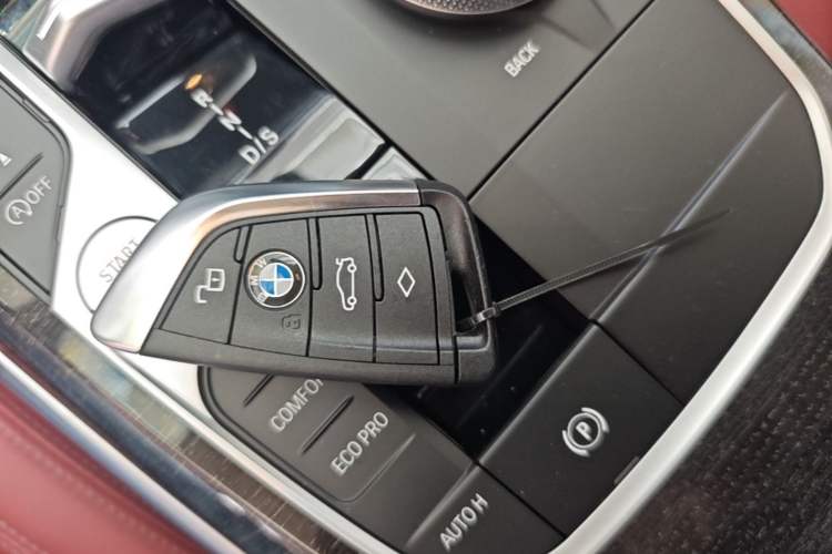 Used BMW 3 Series 2023 325Li M Sport Package Vehicle Key