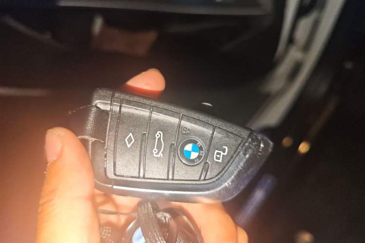 Used BMW 3 Series 2023 325Li M Sport Night Edition Package Vehicle Key