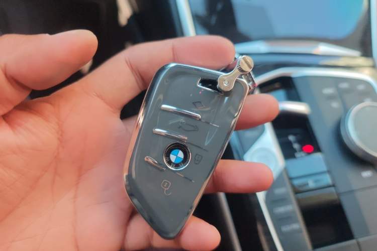 Used BMW 3 Series 2023 325Li M Sport Package Vehicle Key