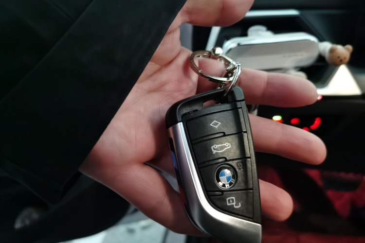 Used BMW 3 Series 2023 325i M Sport Night Edition Package Vehicle Key