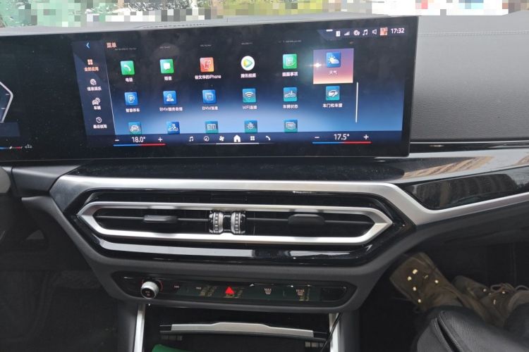Used BMW 3 Series 2024 320Li M Sport Package Audio And AC Panel