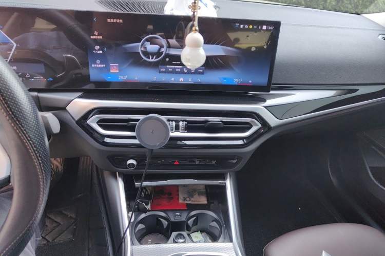Used BMW 3 Series 2024 325Li M Sport Night Edition Package Audio And AC Panel