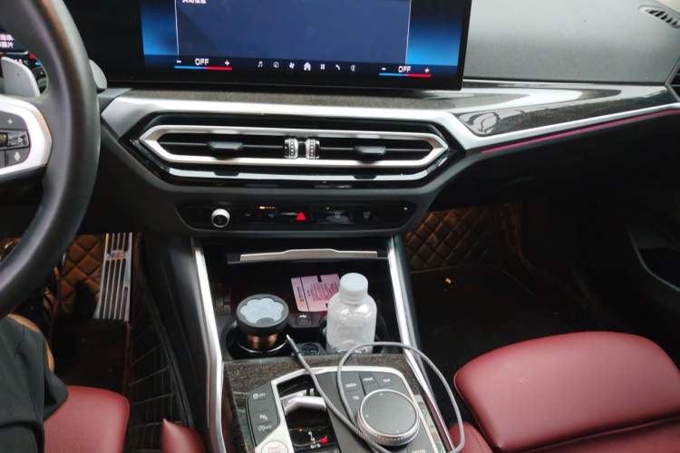 Used BMW 3 Series 2024 325Li M Sport Package Audio And AC Panel