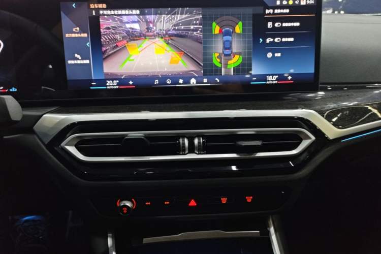 Used BMW 3 Series 2024 325Li M Sport Package Audio And AC Panel