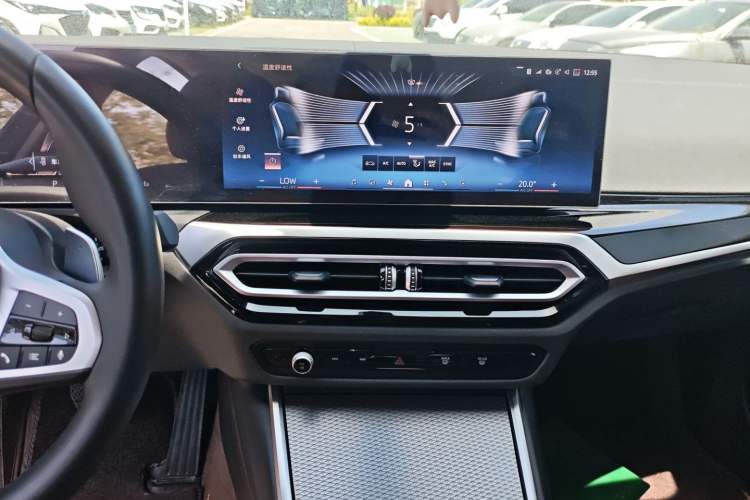 Used BMW 3 Series 2024 325Li M Sport Night Edition Package Audio And AC Panel