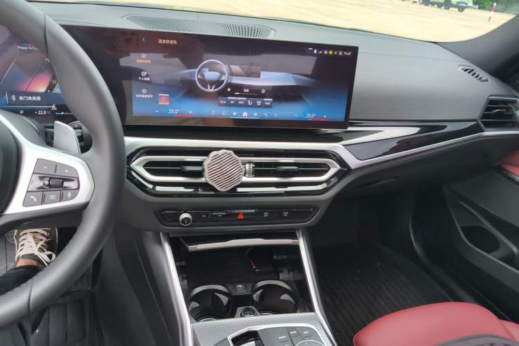 Used BMW 3 Series 2024 325i M Sport Night Edition Package Audio And AC Panel
