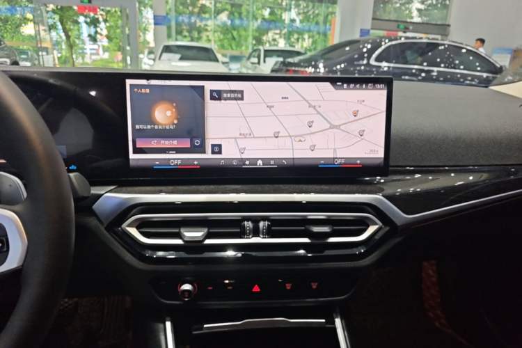 Used BMW 3 Series 2024 325Li M Sport Package Audio And AC Panel
