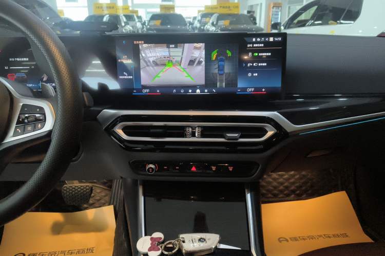 Used BMW 3 Series 2024 325Li M Sport Package Audio And AC Panel
