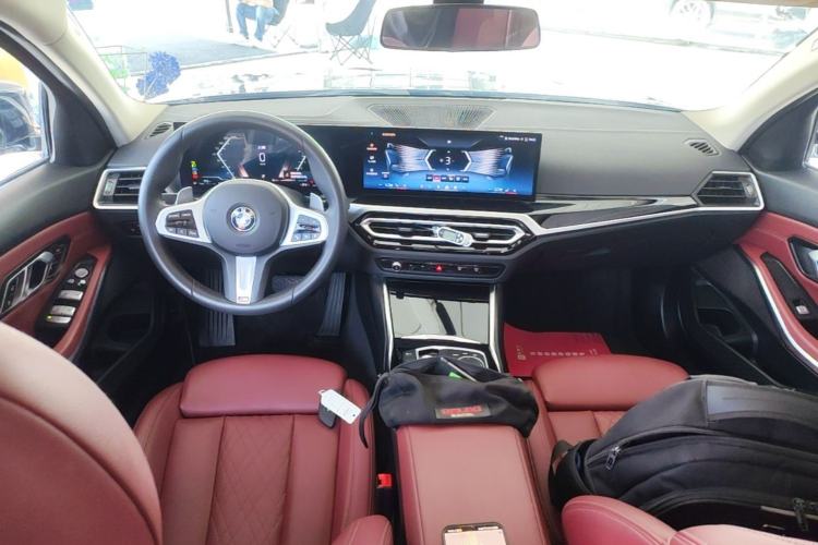 Used BMW 3 Series 2024 320Li M Sport Package Center Console