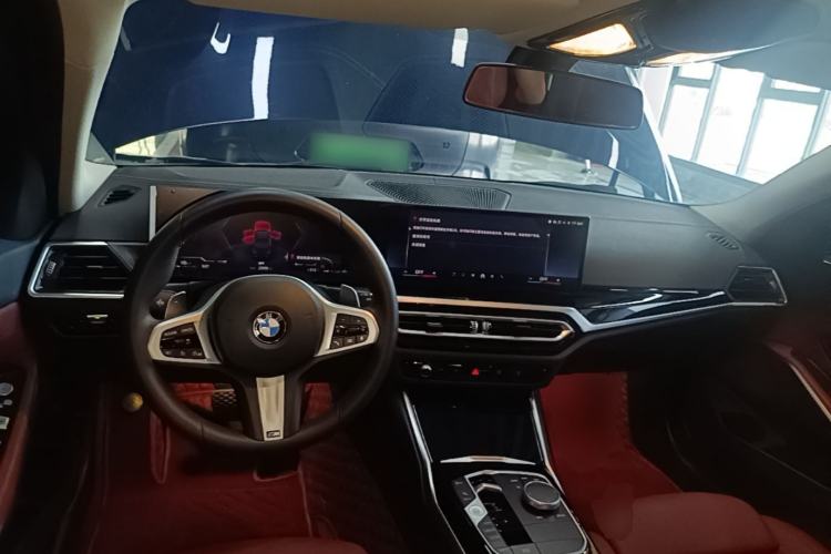 Used BMW 3 Series 2024 320Li M Sport Package Center Console