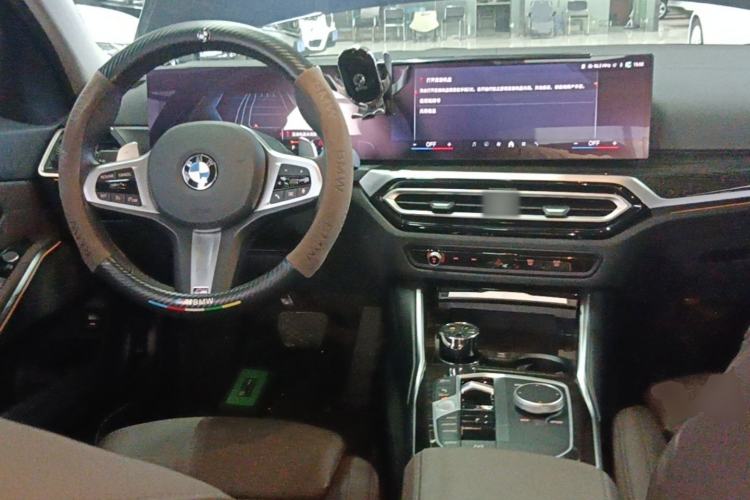 Used BMW 3 Series 2024 325Li M Sport Package Center Console